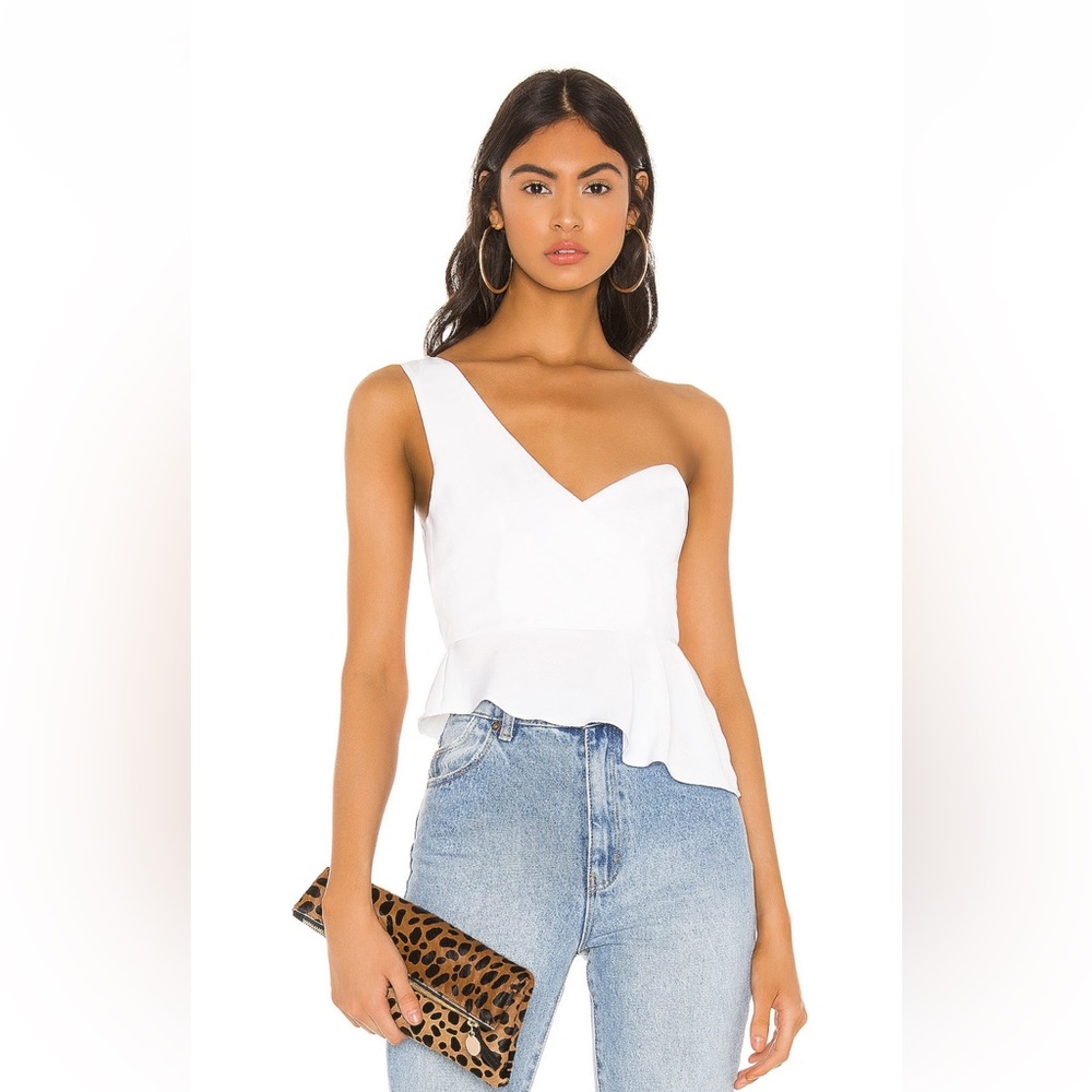 Superdown: one shoulder top in white